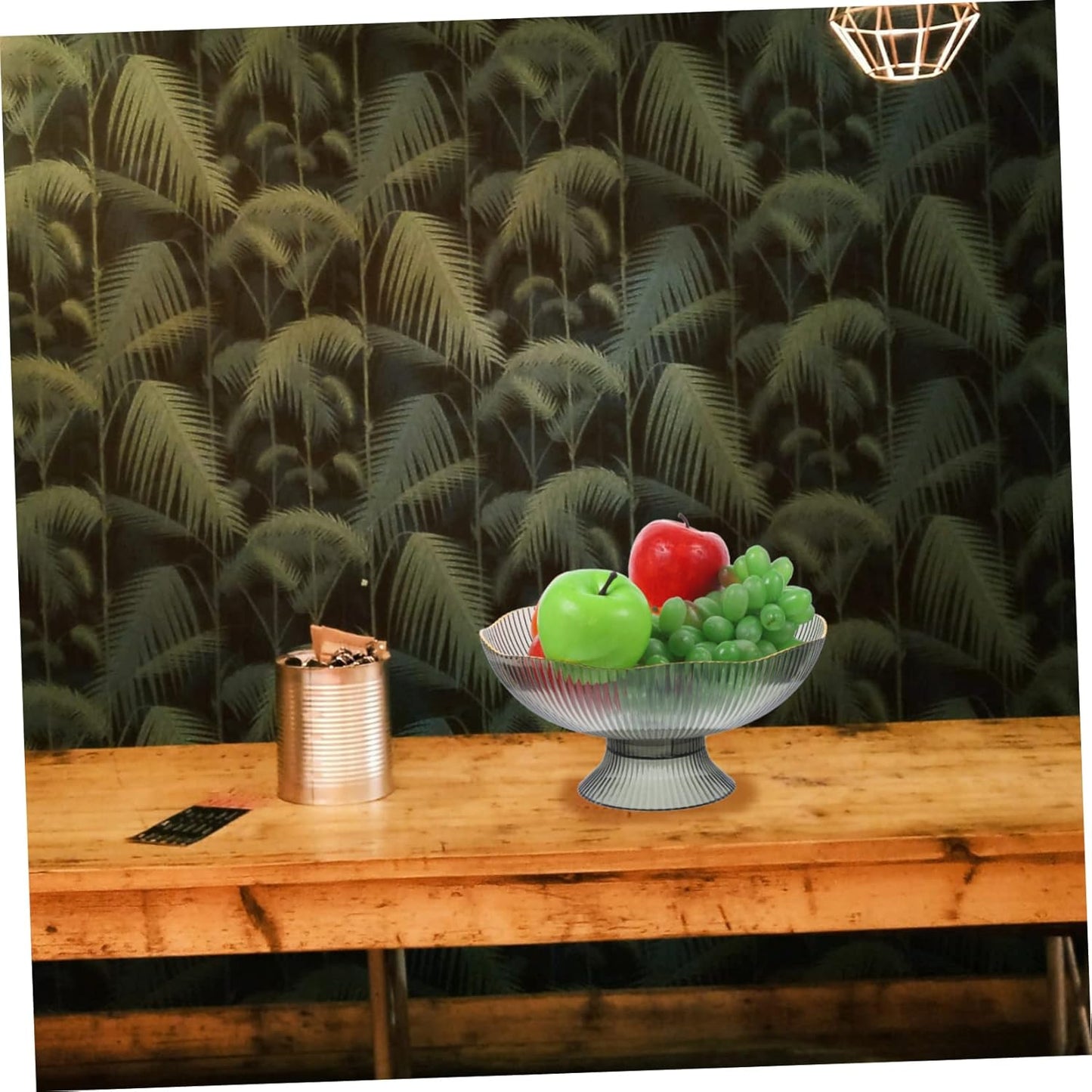 Glistening Elegance: Glass Pedestal Fruit Bowl, Interpreting Exquisite Home Ambiance