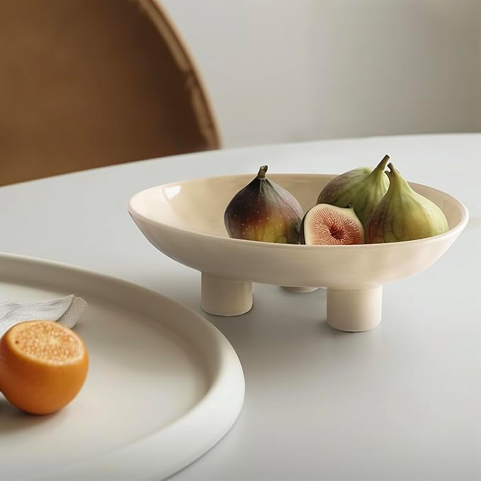 Simple and Elegant: Beige Three - legged Ceramic Fruit Bowl, Interpreting the Aesthetics of Life